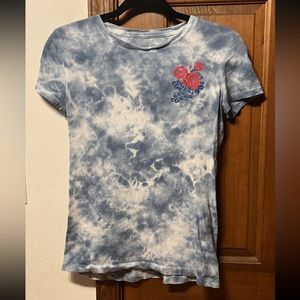 Aeropostale blue tie dye t shirt with size M